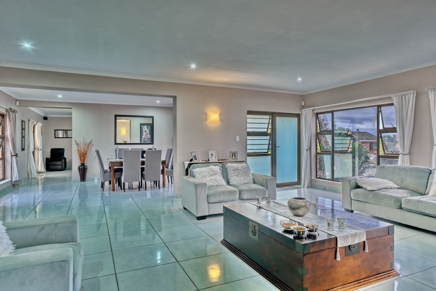 4 Bedroom Property for Sale in Lovemore Heights Estate Eastern Cape